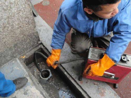 梁子湖疏通下水道